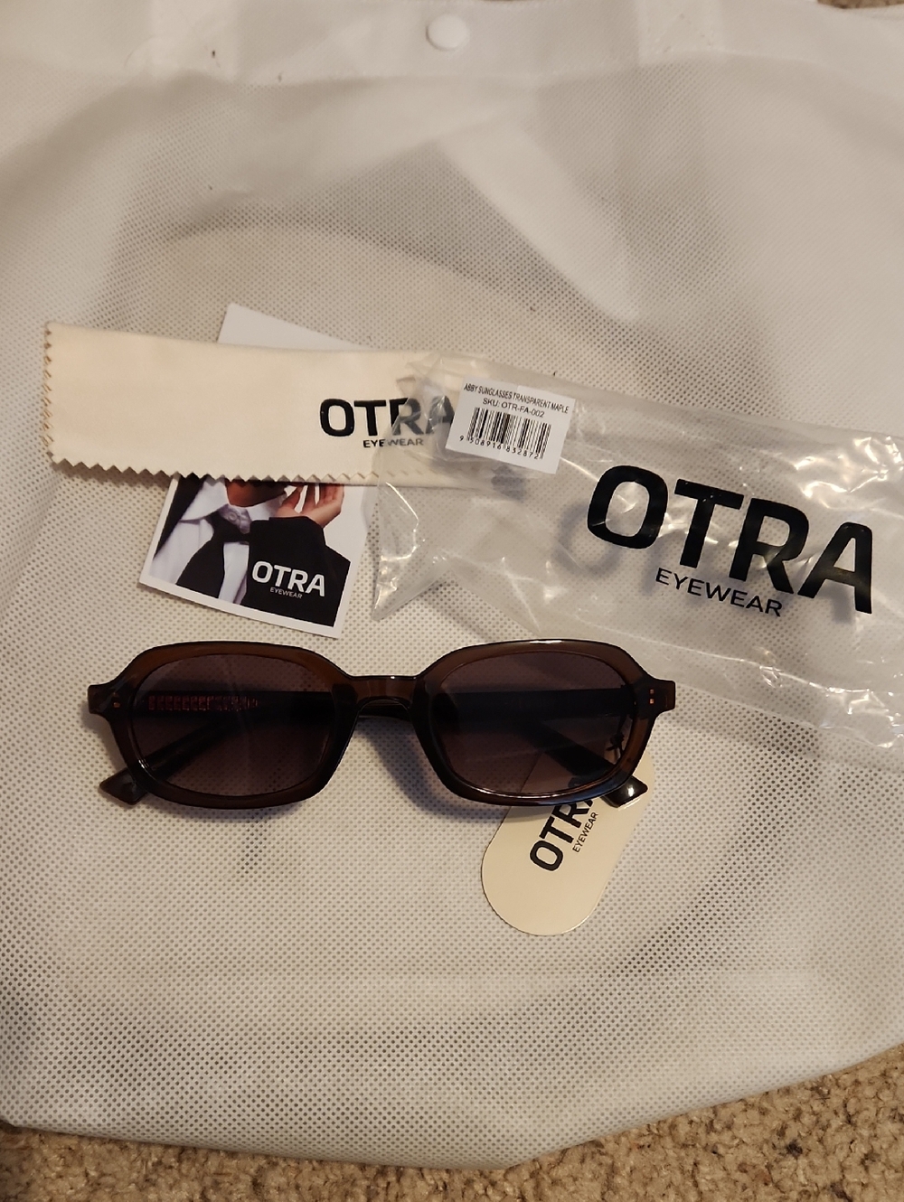 Otra Eyewear Abby Sunglasses Transparent Maple NEW